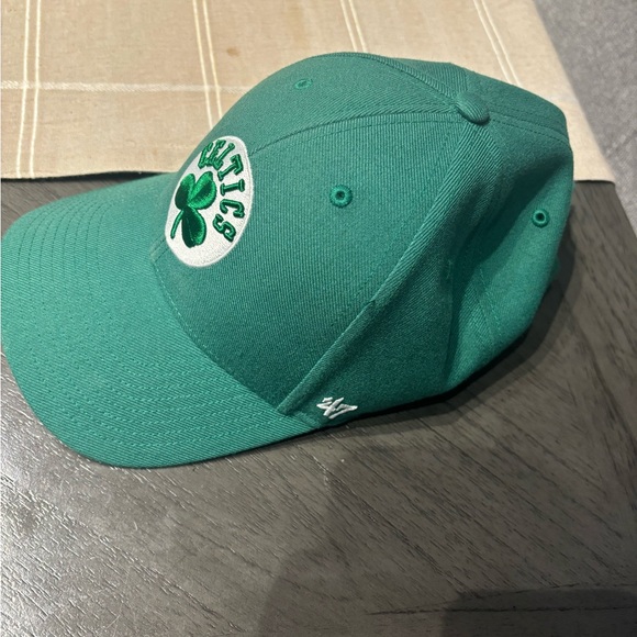 Hat - Picture 4 of 7